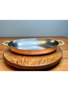 Paul Revere limited edition copper Oval 12 inch Au Gratin Pan  featuring a brass